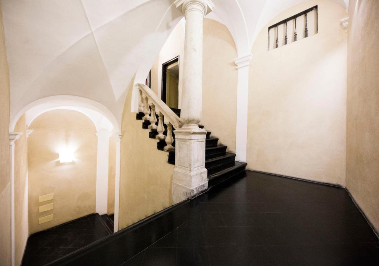 Апартаменты Elegante Loft In Centro Storico Acquario Генуя Экстерьер фото